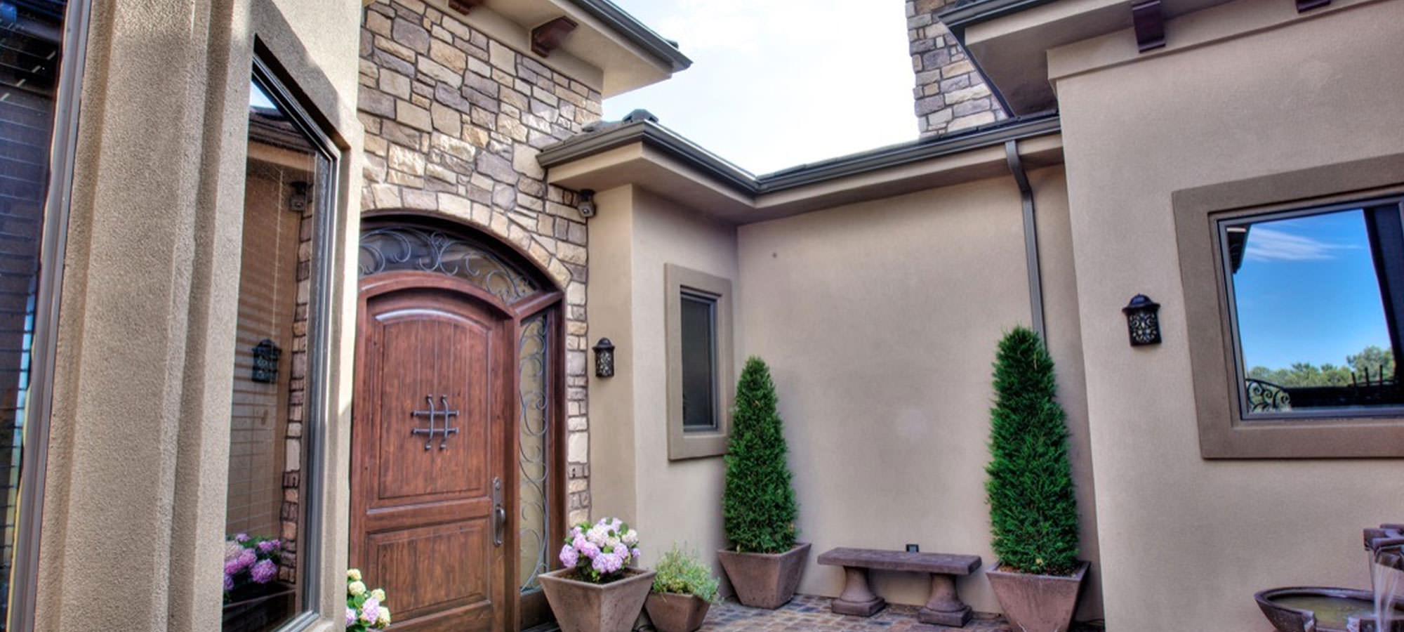 Top 3 Benefits of a Custom Home Surveillance System