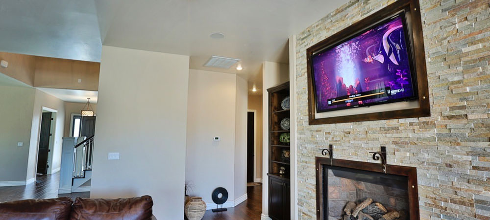 3 Reasons to Upgrade to Satellite TV for Your Business